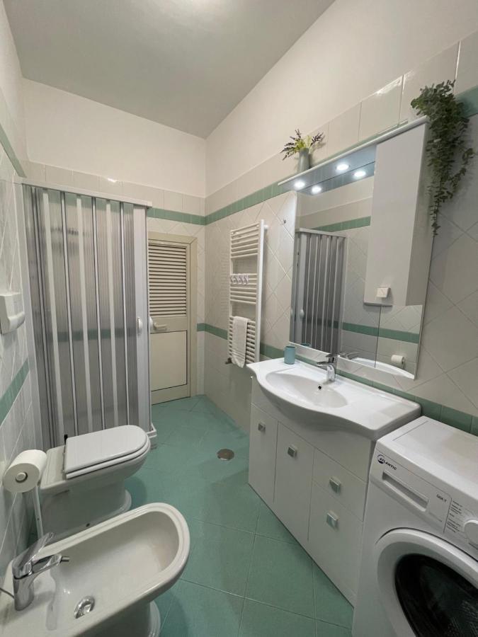 Seaview Apartments Фуроре Екстер'єр фото